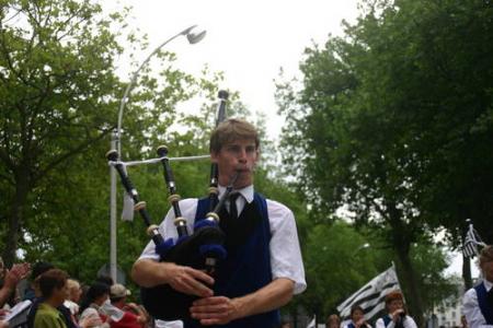 Mieux vaut tard que jamais