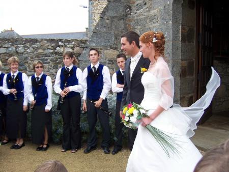 belle journ�e  vive les mari�s